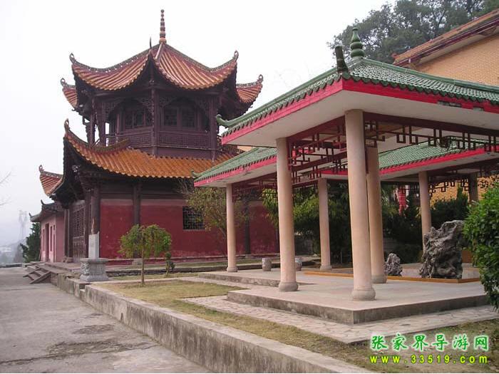 張家界興國(guó)梅花殿
